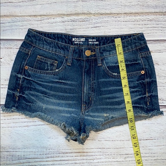 Short En Jean Mossimo Pour Femme - Taille 3 - Coupe Patchwork Et Haute - Occasion Très Bon état
